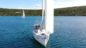 Sun Odyssey 419 „Happy Welcome“ – fotka 9
