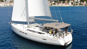Sun Odyssey 519 „Elsa“ – fotka 5