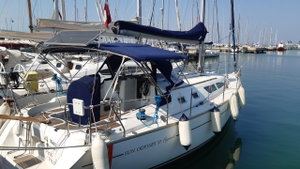Sun Odyssey 37 „Pink Pearl“ – fotka 1
