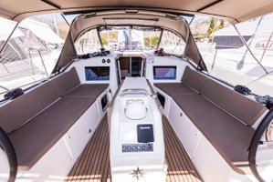 Sun Odyssey 410 „Feel The Magic“ – fotka 2