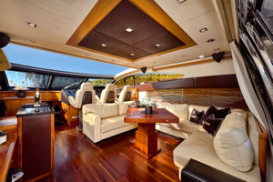 Sunseeker Predator 72 „Ghost“ – fotka 19