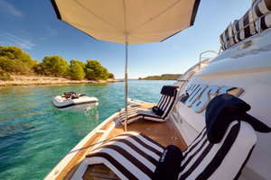 Sunseeker Predator 72 „Ghost“ – fotka 17