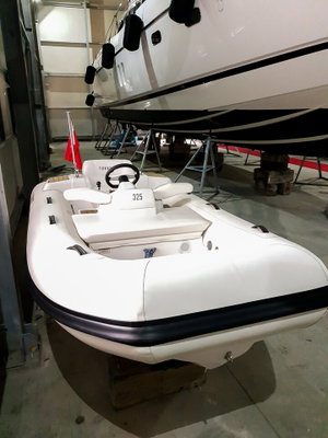 Sunseeker Predator 72 „Ghost“ – fotka 3