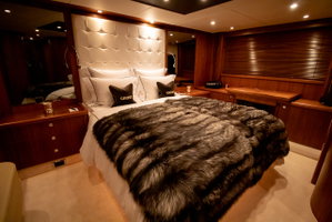 Sunseeker Predator 72 „Ghost“ – fotka 2