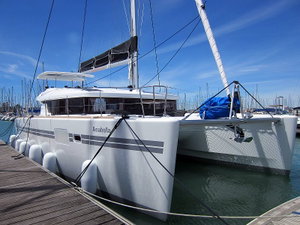 Lagoon 450 „Anabella“ – fotka 1