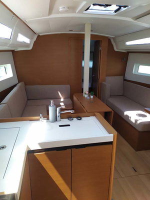 Sun Odyssey 380 „Bright Elli“ – fotka 4
