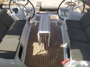 Sun Odyssey 389 „živjelli“ – fotka 11