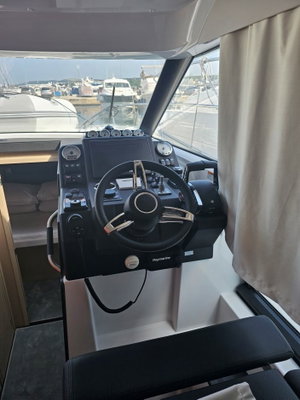 Jeanneau NC 37 „Sierra“ – fotka 3