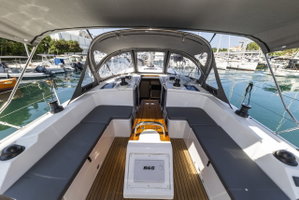 Bavaria C42 „Maraschino“ – fotka 12