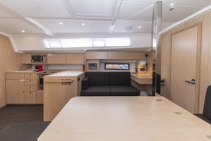 Bavaria C42 „Maraschino“ – fotka 22
