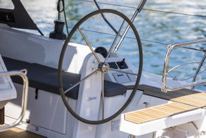 Bavaria C42 „Maraschino“ – fotka 14