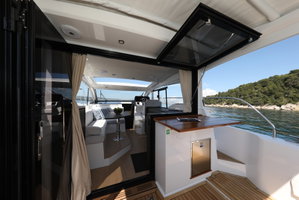 Sealine C335V „Stormi“ – fotka 10