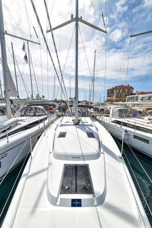Bavaria C42 „Mauvic“ – fotka 28
