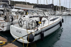 Sun Odyssey 349 „Ana“ – fotka 5