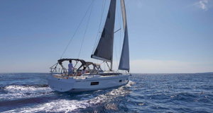 Bavaria C38 „Sunny Day“ – fotka 2