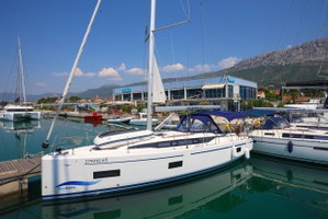 Bavaria C38 „Pomena“ – fotka 1