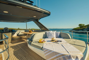 Princess Y72 „Elizabeth“ – fotka 10