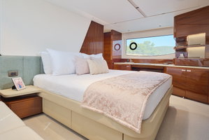 Princess Y72 „Elizabeth“ – fotka 17