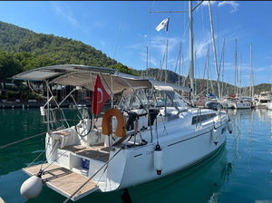Oceanis 34.1 „Sail Lynx“ – fotka 7