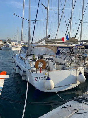 Sun Odyssey 440 „Goji Berry“ – fotka 1