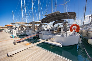 Bavaria C42 „Arian“ – fotka 1