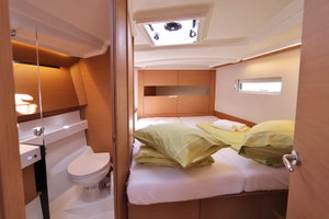 Sun Odyssey 410 „Paris“ – fotka 13