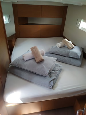 Sun Odyssey 410 „night elli“ – fotka 12