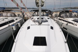 Elan Impression 45 „Starlight“ – fotka 2