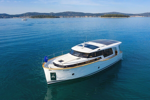 Greenline 40 „Lady Elma“ – fotka 1