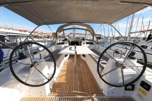 Oceanis 34.1 „Rooster“ – fotka 10