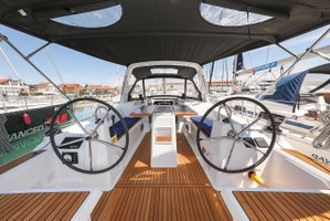 Oceanis 35.1 „Aris“ – fotka 7