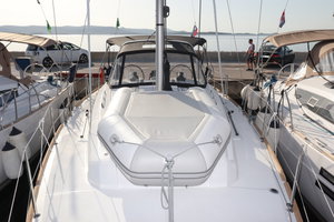 Oceanis 38.1 „Dama“ – fotka 9