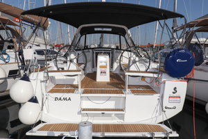 Oceanis 38.1 „Dama“ – fotka 1