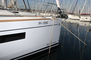 Oceanis 38.1 „Dama“ – fotka 2
