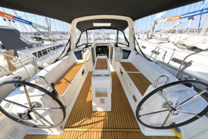 Oceanis 38.1 „Reya“ – fotka 6