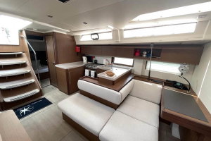 Oceanis 51.1 „EAST“ – fotka 4