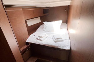 Oceanis 51.1 „EAST“ – fotka 8
