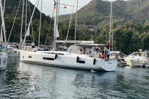 Oceanis 51.1 „EAST“ – fotka 12