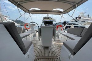 Oceanis 51.1 „EAST“ – fotka 13