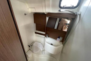 Oceanis 51.1 „EAST“ – fotka 16