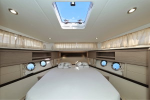 Greenline Hybrid Ready 48 Fly „Vegas“ – fotka 13