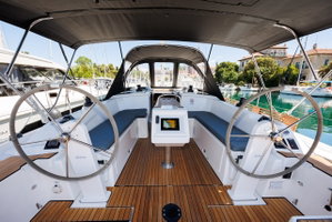 Bavaria C38 „Petra“ – fotka 9