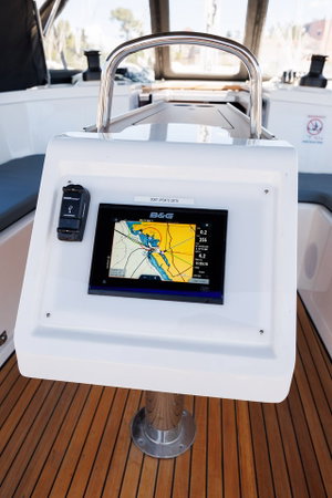 Bavaria C38 „Petra“ – fotka 11
