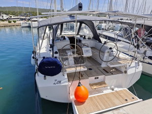 Bavaria C42 „Zen“ – fotka 1