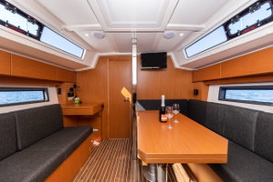 Bavaria C38 „Martini“ – fotka 20