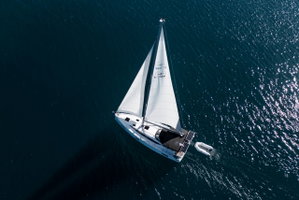 Bavaria C38 „Martini“ – fotka 14