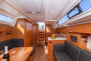 Bavaria C38 „Martini“ – fotka 15