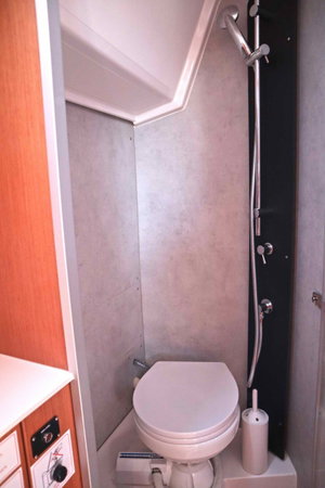 Bavaria C42 „Lima“ – fotka 32
