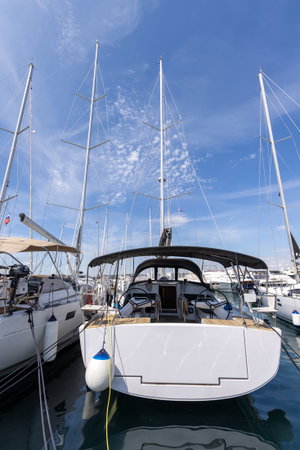 Elan Impression 45 „Stargazer“ – fotka 2