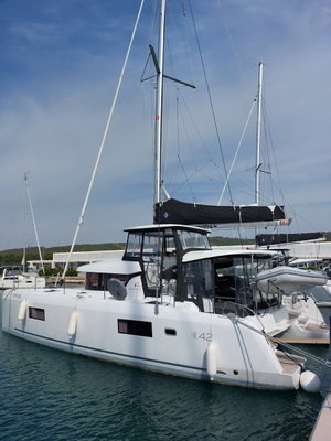 Lagoon 42 „Dalmatia Sunrise“ – fotka 1